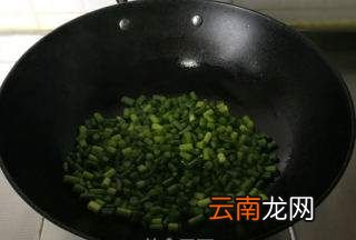 蒜苔鸡蛋怎么炒，蒜苔炒鸡蛋怎么炒